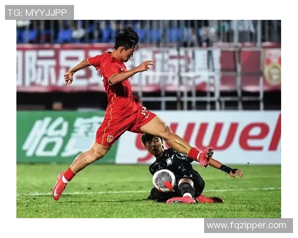 国足青年队迎战广州恒大淘宝预备队力争展现新一代足球风采 国足青年队迎战广州恒大淘宝预备队力争展现新一代足球风采