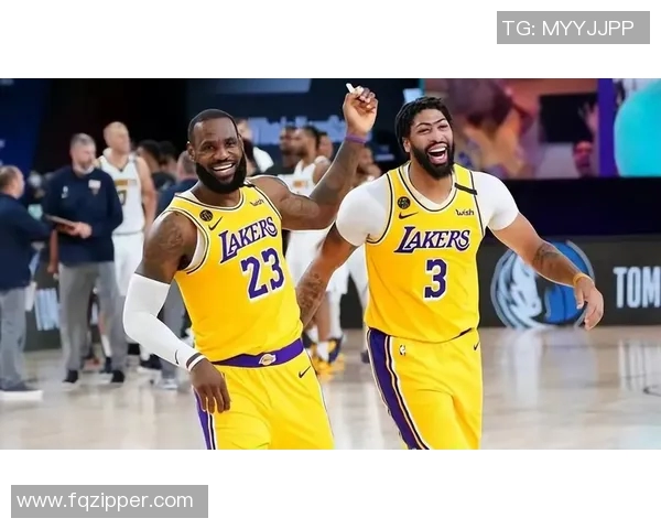 湖人对决篮网精彩直播回顾与赛后分析尽在10月12日赛事盛宴 湖人对决篮网精彩直播回顾与赛后分析尽在10月12日赛事盛宴