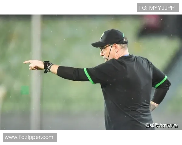 深圳飞盘队的战术优势与整体压制分析探讨 深圳飞盘队的战术优势与整体压制分析探讨